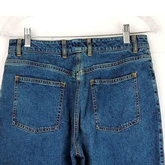 St. John Sport Blue Denim Size 8 Straight Leg High Rise Jeans Lux Retro Stretch - Picture 5 of 9